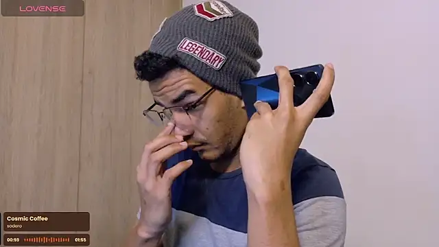 Pikashu7u7 online show from February 19, 4:41 am