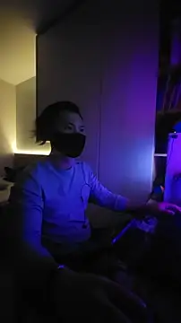 Snapshot of OnlyHand9x chatting on February 12, 6:03 pm OnlyHand9x online show from February 12, 6:03 pm