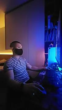 Snapshot of OnlyHand9x chatting on February 14, 4:26 pm OnlyHand9x online show from February 14, 4:26 pm