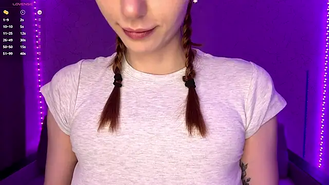 Snapshot of BlondeBun chatting on June 29, 5:13 pm BlondeBun online show from June 29, 5:13 pm