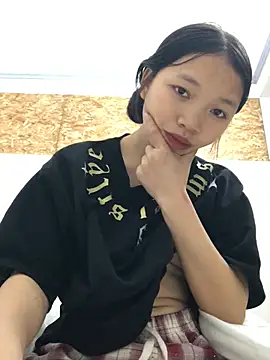 nanaa71 online show from April 1, 7:53 am