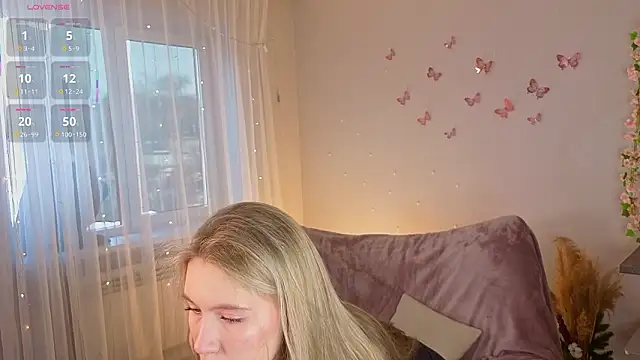 Snapshot of SirenThalassa chatting on February 11, 7:46 am SirenThalassa online show from February 11, 7:46 am