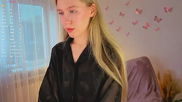 Snapshot of SirenThalassa chatting on February 27, 7:19 am SirenThalassa online show from February 27, 7:19 am