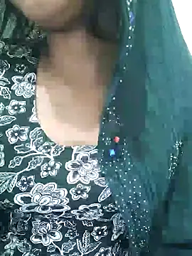 Snapshot of sexy_jasma chatting on March 1, 4:14 am sexy jasma online show from March 1, 4:14 am