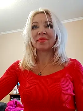 Snapshot of MiraStar984 chatting on February 19, 3:08 pm MiraStar984 online show from February 19, 3:08 pm