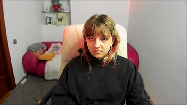 Veronika Miller18 online show from January 8, 1:35 pm