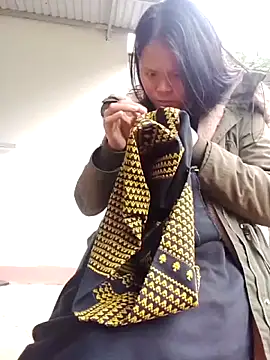 maymina001 online show from January 6, 7:45 am