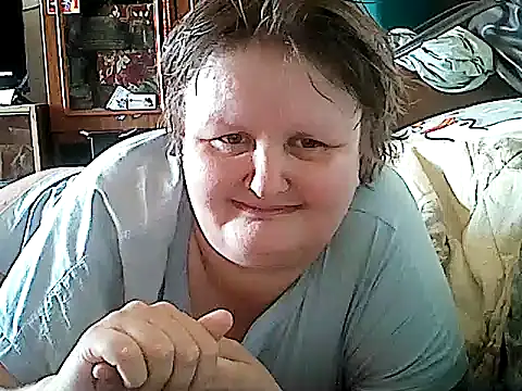 Snapshot of nataly4560 chatting on May 5, 11:40 am nataly4560 online show from May 5, 11:40 am