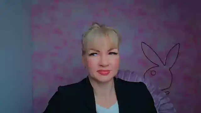 Snapshot of Madonna_Fire chatting on March 2, 6:58 am Madonna Fire online show from March 2, 6:58 am