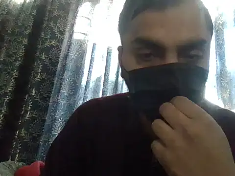 Snapshot of Rishika_98 chatting on January 14, 10:43 am Rishika 98 online show from January 14, 10:43 am