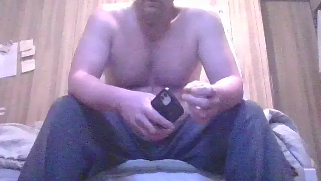 Snapshot of HottiesHoles chatting on March 29, 10:43 pm HottiesHoles online show from March 29, 10:43 pm