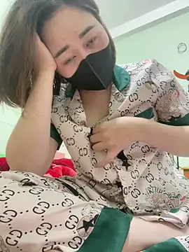 Quyenhot18 online show from January 15, 3:05 pm