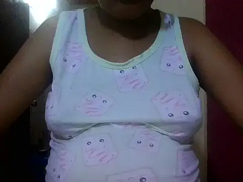 Snapshot of Kandysweety_2 chatting on April 19, 9:17 pm Kandysweety 2 online show from April 19, 9:17 pm