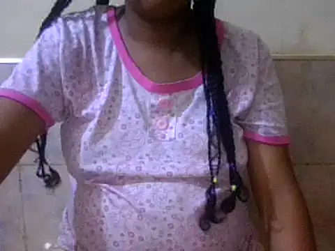 Snapshot of Kandysweety_2 chatting on April 29, 8:26 pm Kandysweety 2 online show from April 29, 8:26 pm