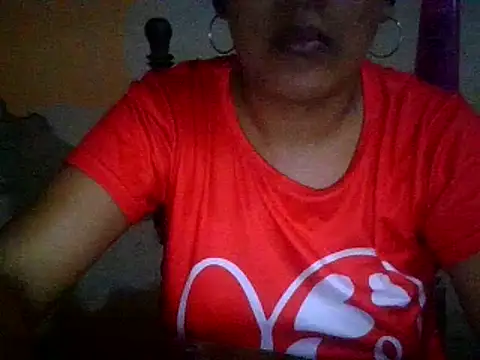 Snapshot of Kandysweety_2 chatting on July 7, 12:13 am Kandysweety 2 online show from July 7, 12:13 am