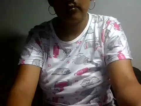 Snapshot of Kandysweety_2 chatting on July 10, 2:49 am Kandysweety 2 online show from July 10, 2:49 am