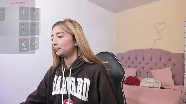 IRINA TAY1 online show from January 19, 3:21 am