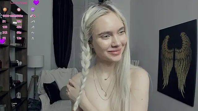 KristalCrowner online show from February 3, 2:53 am