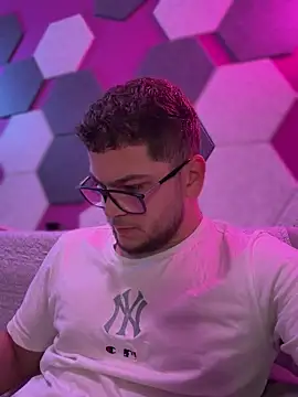 Snapshot of AquaSergei chatting on February 7, 8:12 pm AquaSergei online show from February 7, 8:12 pm