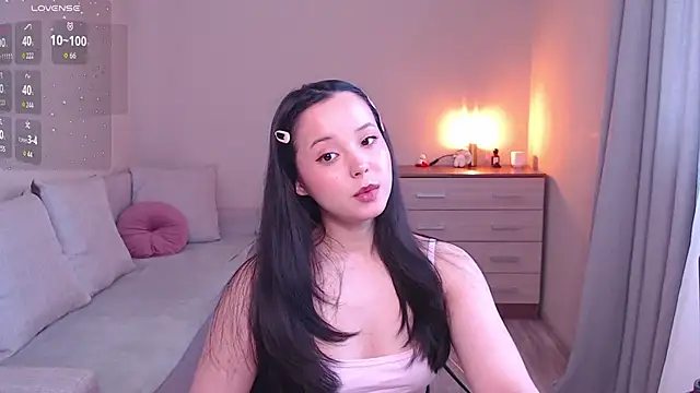 lia hetty online show from March 14, 11:04 am