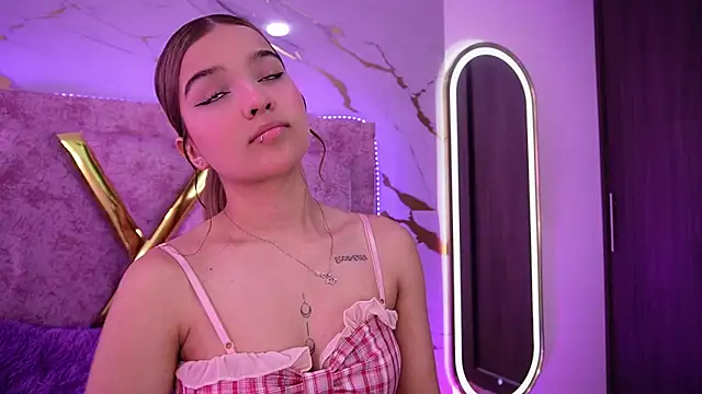 Lia collinsx online show from January 7, 8:55 pm