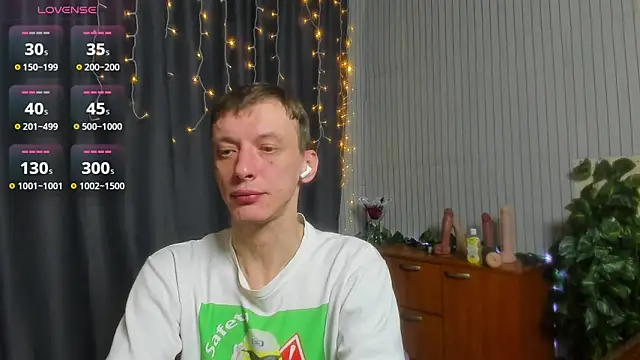 Snapshot of Jamie_Inked chatting on February 16, 3:13 am Jamie Inked online show from February 16, 3:13 am