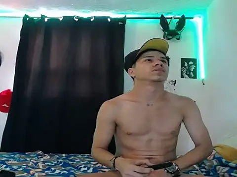 YourSecretCraving online show from January 17, 8:56 pm