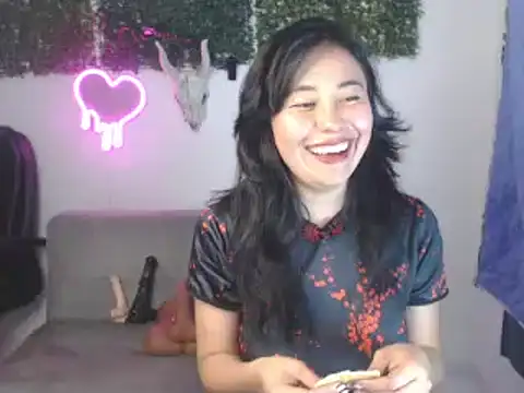 Snapshot of LolaOpalX chatting on March 3, 12:06 am LolaOpalX online show from March 3, 12:06 am