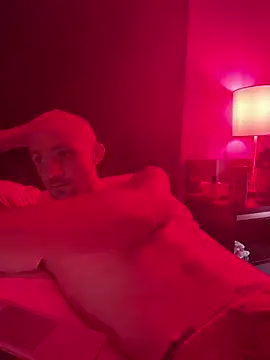 cloudyplay661 online show from April 3, 9:57 pm