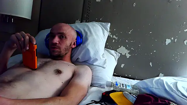 cloudyplay661 online show from April 14, 1:44 am