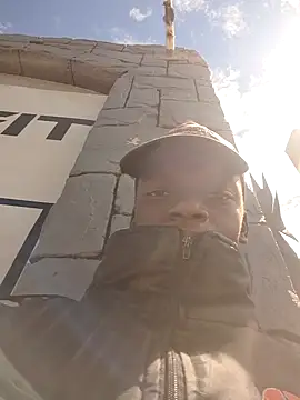 Sihle Plays online show from February 16, 8:32 am