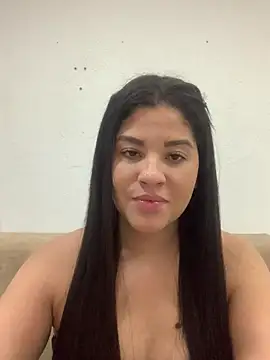 Snapshot of kahraujo chatting on May 5, 5:10 pm kahraujo online show from May 5, 5:10 pm