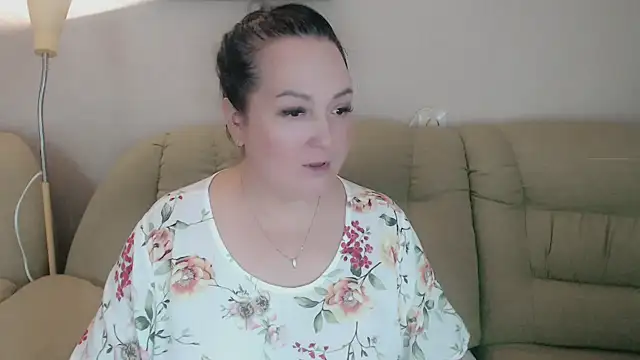 infinity loveliness online show from October 11, 8:02 am