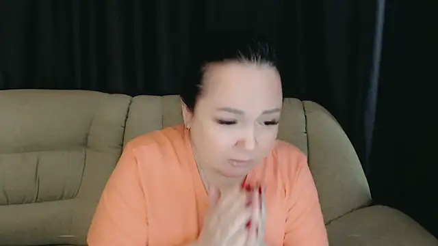 infinity loveliness online show from February 6, 8:29 am