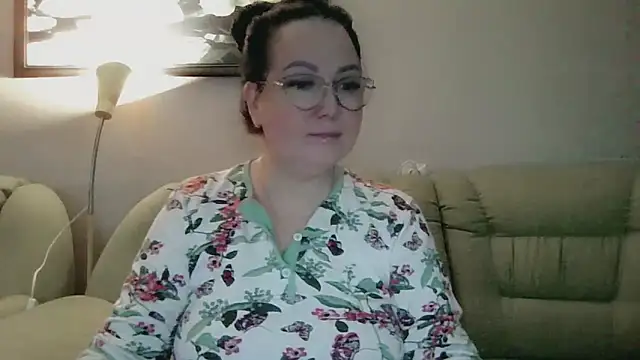 infinity loveliness online show from April 9, 6:52 am