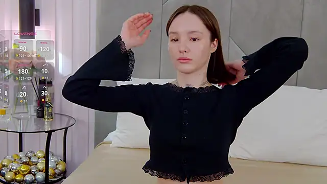 SouthLily online show from January 11, 1:32 am