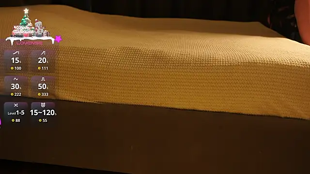 Snapshot of hey_Melanie chatting on January 15, 6:51 am hey Melanie online show from January 15, 6:51 am