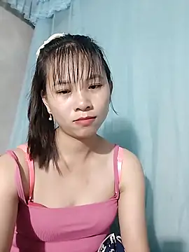 Snapshot of Wily-06 chatting on April 15, 2:51 am Wily-06 online show from April 15, 2:51 am