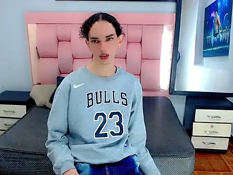 sora jun online show from February 7, 1:37 pm