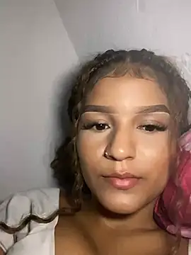 Snapshot of MelodyRouse chatting on July 16, 1:55 am MelodyRouse online show from July 16, 1:55 am