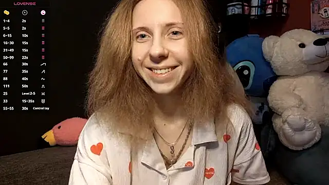 TiaraHenegan online show from February 1, 7:18 am