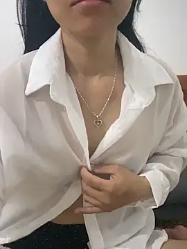 Snapshot of siorin_24 chatting on June 6, 8:02 pm siorin 24 online show from June 6, 8:02 pm