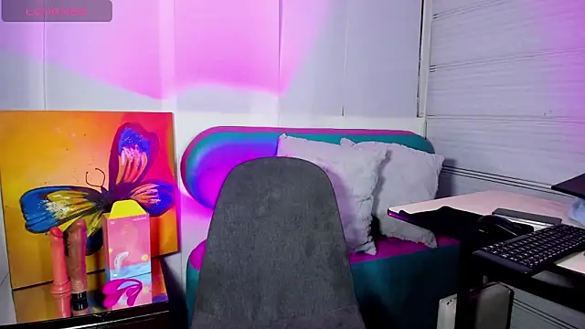 Sue blue online show from March 14, 11:21 pm