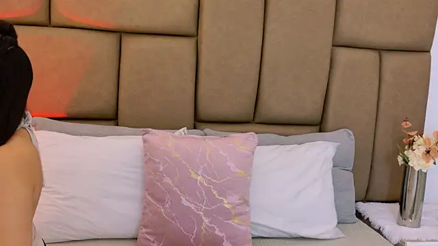 KatheVera online show from June 20, 7:49 pm
