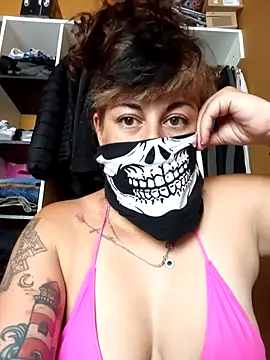 lovely-andrea online show from January 15, 6:11 pm