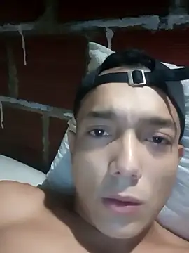 Tayzon09 online show from January 18, 11:41 pm