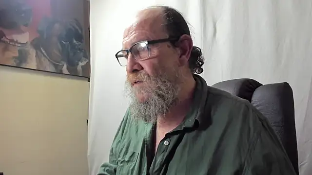 Uncle Hottie online show from January 10, 5:48 pm