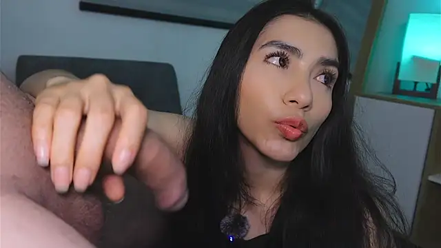 Samantha night   online show from April 15, 1:56 am