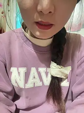 Snapshot of mode-bae chatting on February 7, 6:17 am mode-bae online show from February 7, 6:17 am