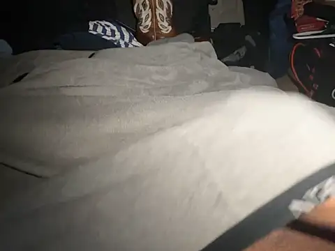 Snapshot of Mexicanforskin chatting on March 1, 3:52 am Mexicanforskin online show from March 1, 3:52 am